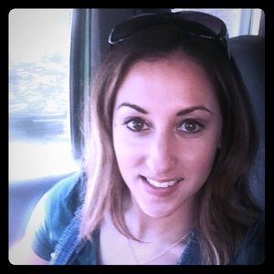 Meet your Posher, Melissa